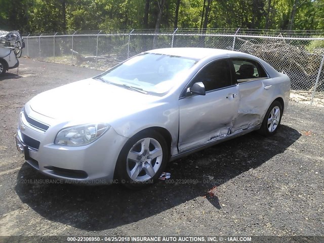 1G1ZA5EU2BF206619 - 2011 CHEVROLET MALIBU LS 银色 照片 2