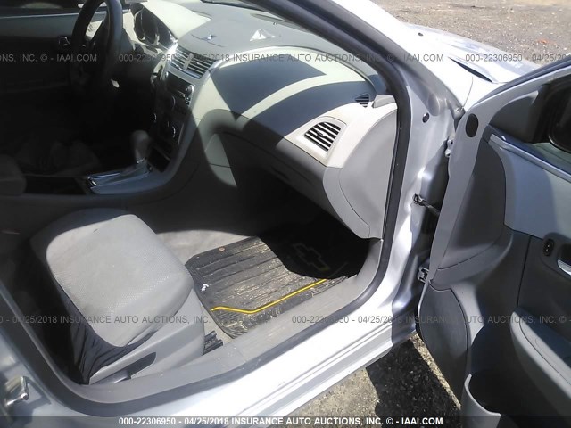 1G1ZA5EU2BF206619 - 2011 CHEVROLET MALIBU LS 银色 照片 5