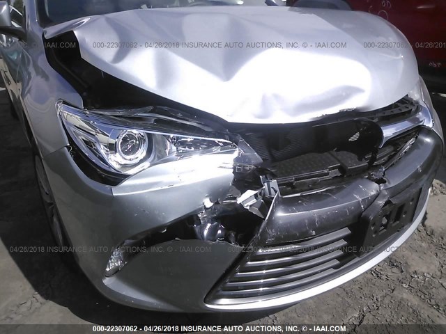4T1BF1FK4HU302302 - 2017 TOYOTA CAMRY LE/XLE/SE/XSE SILVER photo 6