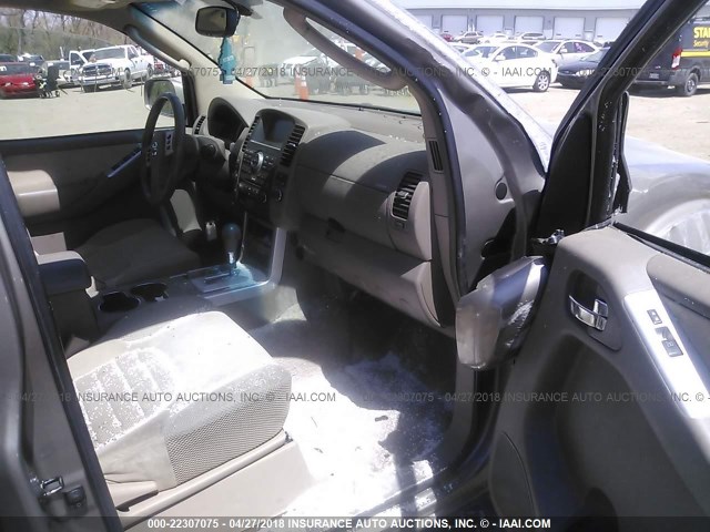 5N1AR18B28C656065 - 2008 NISSAN PATHFINDER S/LE/SE TAN photo 5