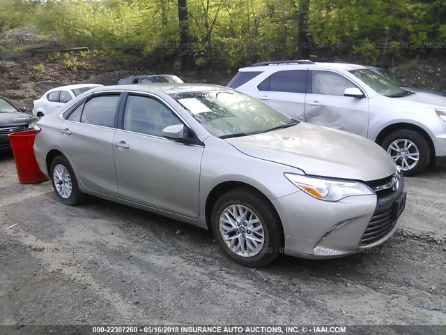 4T4BF1FK6GR561300 - 2016 TOYOTA CAMRY LE/XLE/SE/XSE TAN photo 1