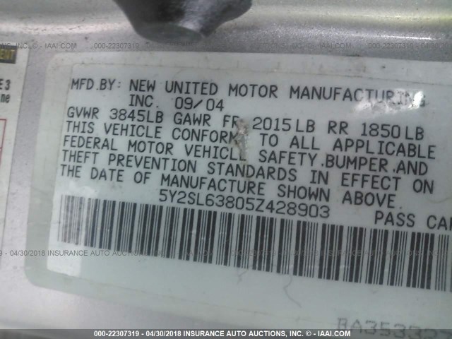 5Y2SL63805Z428903 - 2005 PONTIAC VIBE SILVER photo 9