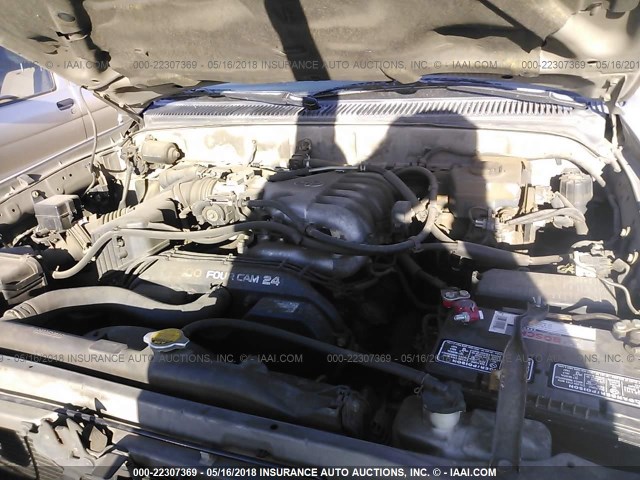 JT3GN86R210217365 - 2001 TOYOTA 4RUNNER SR5 SILVER photo 10