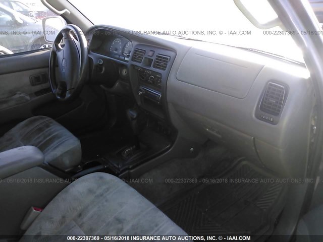 JT3GN86R210217365 - 2001 TOYOTA 4RUNNER SR5 SILVER photo 5