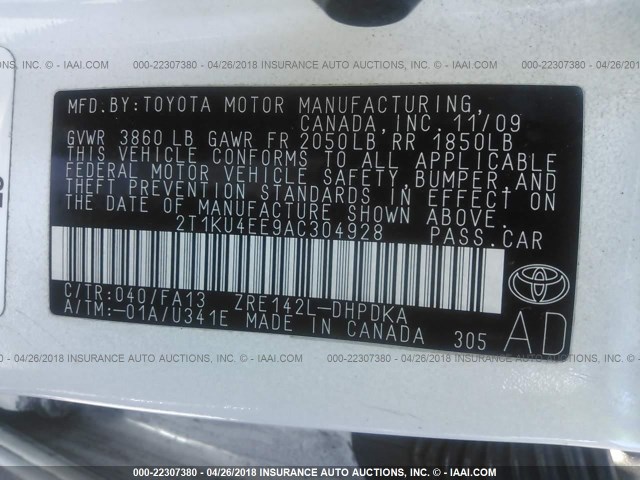 2T1KU4EE9AC304928 - 2010 TOYOTA COROLLA MATRIX  WHITE photo 9
