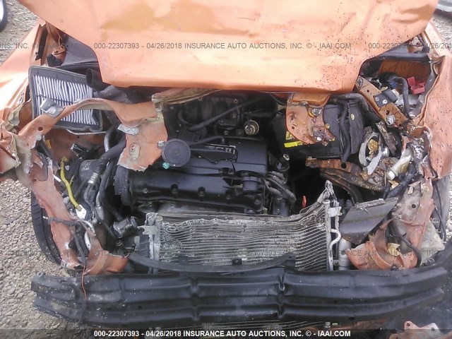 KL1TD66616B565846 - 2006 CHEVROLET AVEO LS ORANGE photo 10
