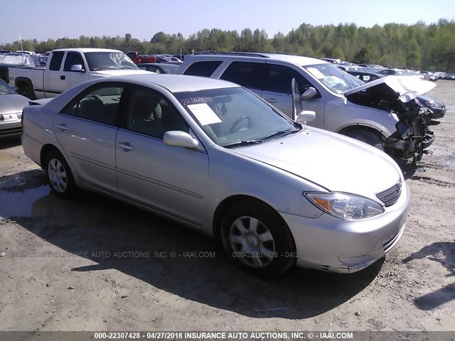 4T1BE32K34U355409 - 2004 TOYOTA CAMRY LE/XLE/SE 银色 照片 1