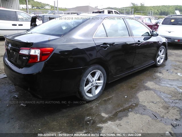 4T1BF1FK7CU069105 - 2012 TOYOTA CAMRY SE/LE/XLE BLACK photo 4