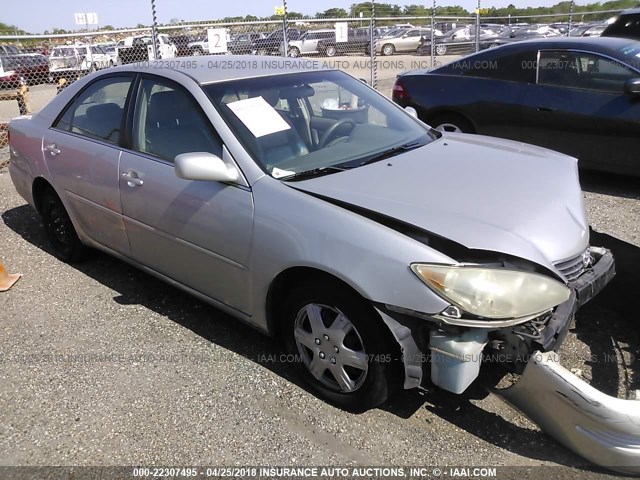 4T1BE32K96U119348 - 2006 TOYOTA CAMRY LE/XLE/SE ვერცხლისფერი ფოტო 1