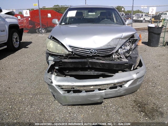 4T1BE32K96U119348 - 2006 TOYOTA CAMRY LE/XLE/SE ვერცხლისფერი ფოტო 6