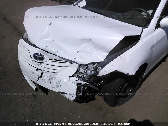 4T1BE46K68U750982 - 2008 TOYOTA CAMRY CE/LE/XLE/SE WHITE photo 6