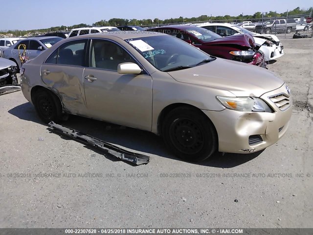 4T1BF3EK1BU134218 - 2011 TOYOTA CAMRY SE/LE/XLE GOLD photo 1