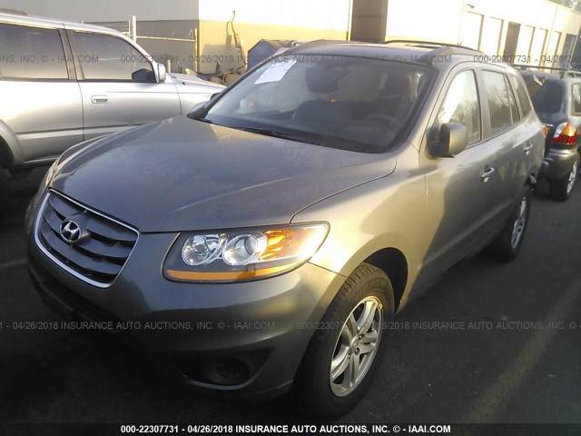 5NMSGDAB6AH405437 - 2010 HYUNDAI SANTA FE GLS GRAY photo 2