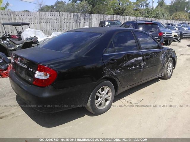 4T1BF32K74U076817 - 2004 TOYOTA CAMRY LE/XLE/SE BLACK photo 4