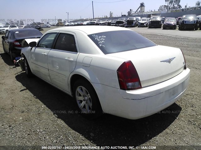 2C3KA53G07H883524 - 2007 CHRYSLER 300 TOURING WHITE photo 3