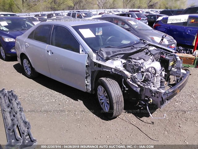 4T1BF1FK9CU134312 - 2012 TOYOTA CAMRY SE/LE/XLE SILVER photo 1