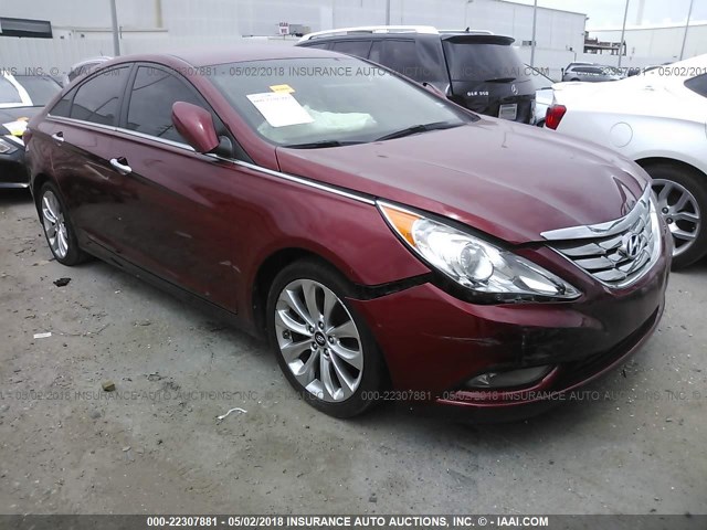 5NPEC4AC3DH667926 - 2013 HYUNDAI SONATA SE/LIMITED MAROON photo 1