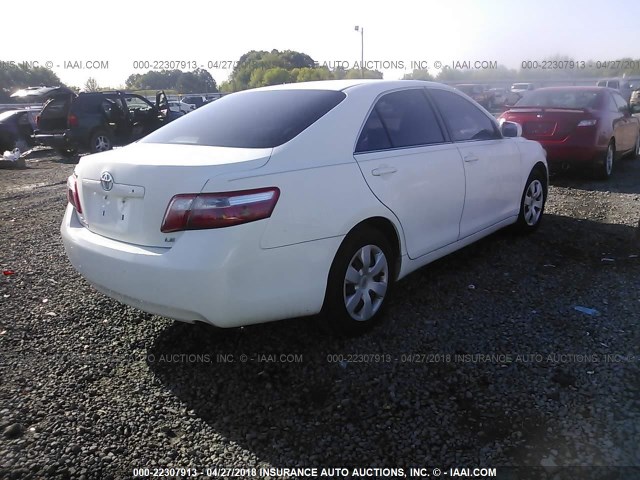 4T1BE46K69U836360 - 2009 TOYOTA CAMRY SE/LE/XLE WHITE photo 4