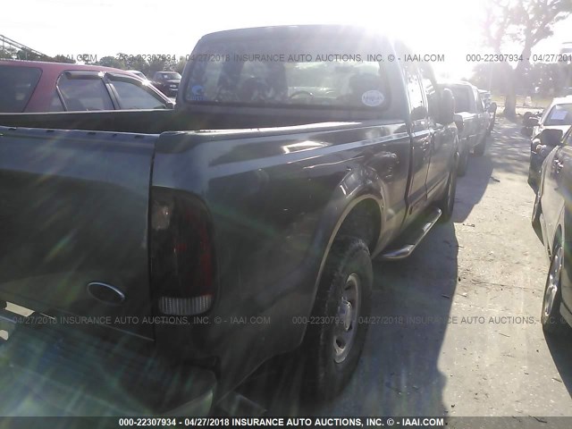 1FTNX20L03EA87669 - 2003 FORD F250 SUPER DUTY GRAY photo 4