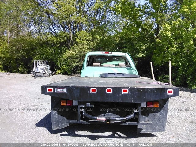 1GBJC33U96F243196 - 2006 CHEVROLET SILVERADO C3500 GREEN photo 7