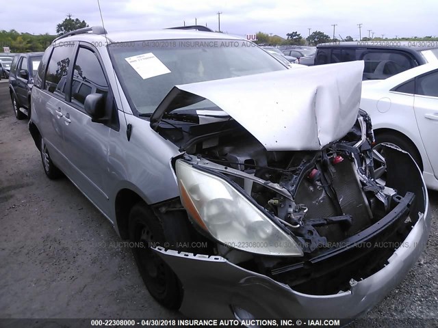 5TDZK23C37S025212 - 2007 TOYOTA SIENNA CE/LE SILVER photo 1