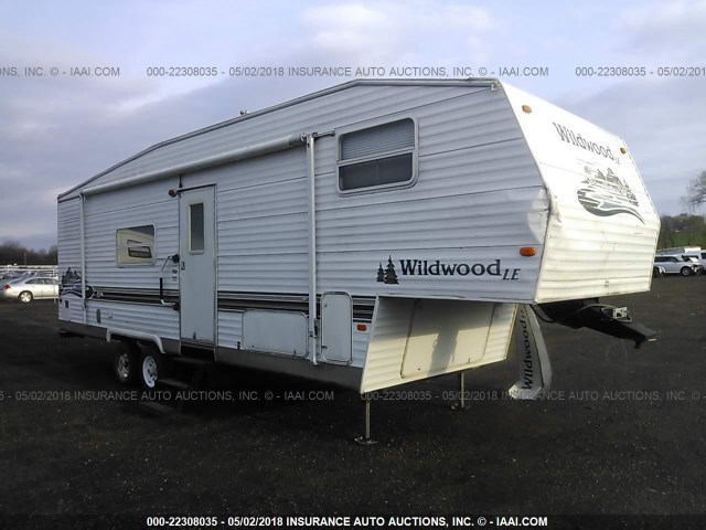 4X4FWDD285R333197 - 2005 FOREST RIVER WILDWOOD  白色 照片 1