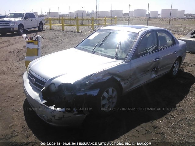 KNAGD126345357463 - 2004 KIA OPTIMA LX/EX SILVER photo 2