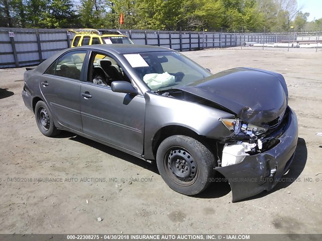4T1BE32K95U517318 - 2005 TOYOTA CAMRY LE/XLE/SE ნაცრისფერი ფოტო 1