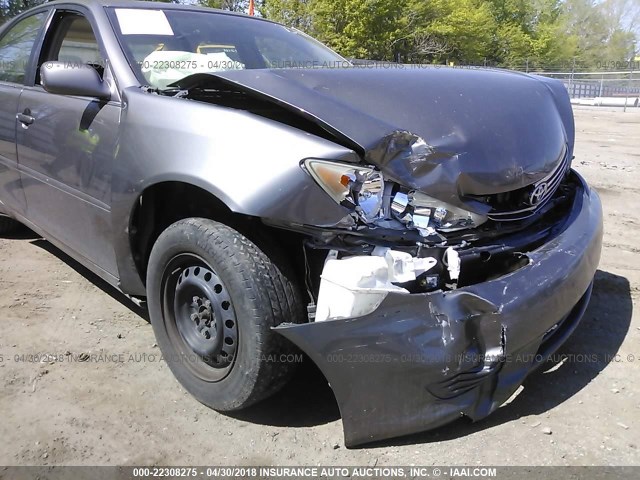 4T1BE32K95U517318 - 2005 TOYOTA CAMRY LE/XLE/SE ნაცრისფერი ფოტო 6