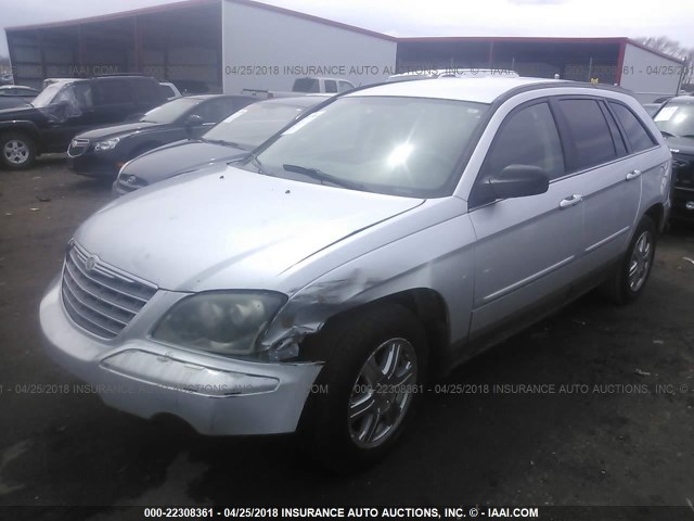 2C8GM68444R619868 - 2004 CHRYSLER PACIFICA SILVER photo 2