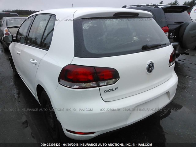 WVWDB7AJ7BW257992 - 2011 VOLKSWAGEN GOLF WHITE photo 3