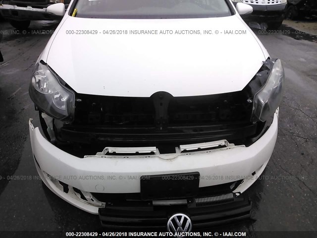 WVWDB7AJ7BW257992 - 2011 VOLKSWAGEN GOLF WHITE photo 6