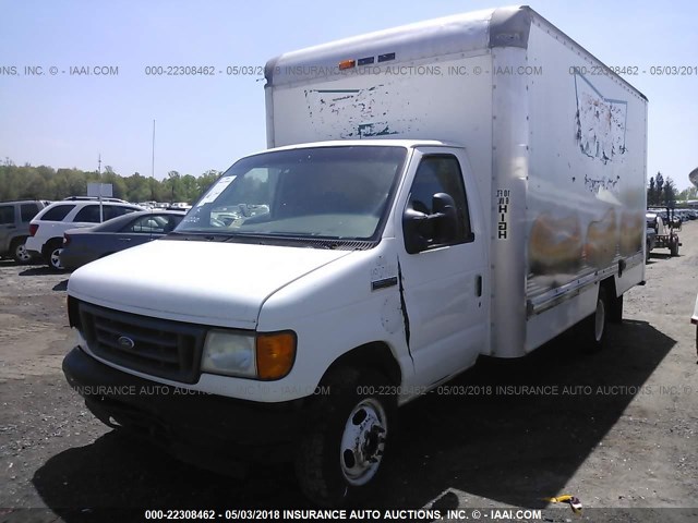 1FDSE35L97DA15397 - 2007 FORD ECONOLINE E350 SUPER DUTY CTWAY VAN WHITE photo 2