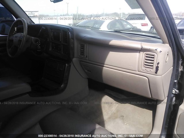 1GKFK66U34J237930 - 2004 GMC YUKON XL DENALI BLACK photo 5