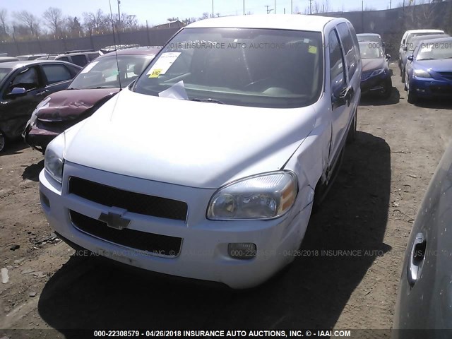 1GNDV23118D110909 - 2008 CHEVROLET UPLANDER LS WHITE photo 2