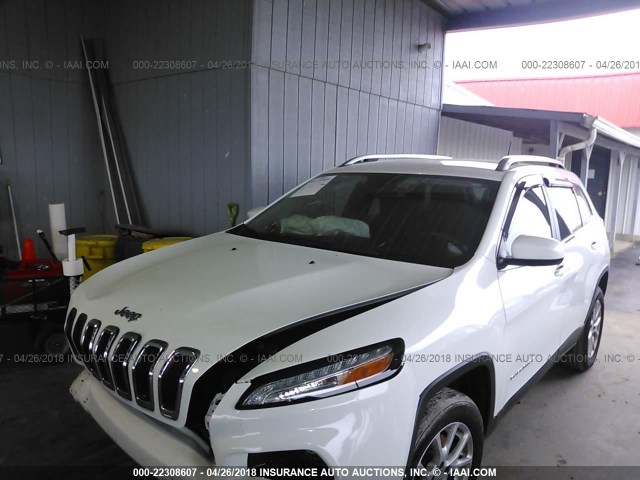 1C4PJLCB1GW229983 - 2016 JEEP CHEROKEE LATITUDE WHITE photo 2