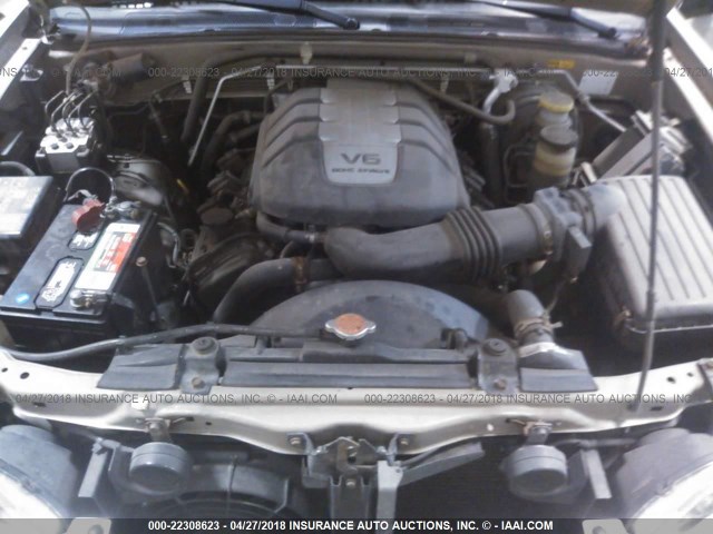 4S2DF58X624610418 - 2002 ISUZU AXIOM XS Gümüş foto 10