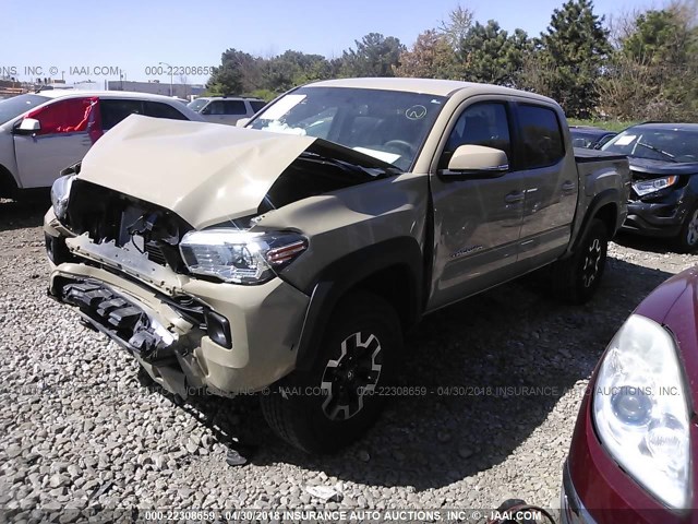 3TMCZ5AN7HM084160 - 2017 TOYOTA TACOMA DBL CAB/SR/TRDSPT/OR/PRO Қоңыр фото 2