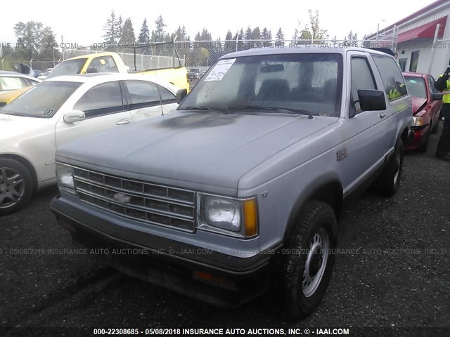 1G8CT18BXD0140427 - 1983 CHEVROLET BLAZER S10 SILVER photo 2