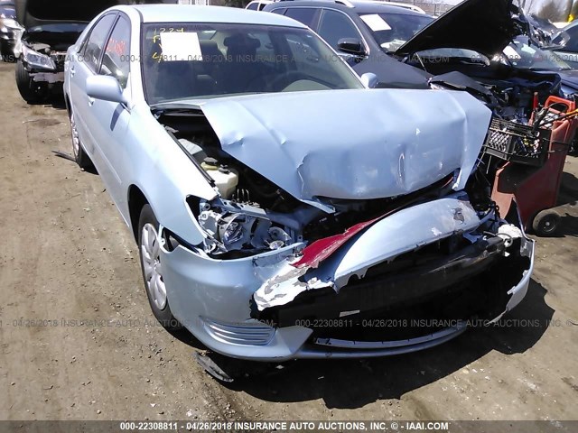 4T1BE32K85U501224 - 2005 TOYOTA CAMRY LE/XLE/SE Light Blue photo 1