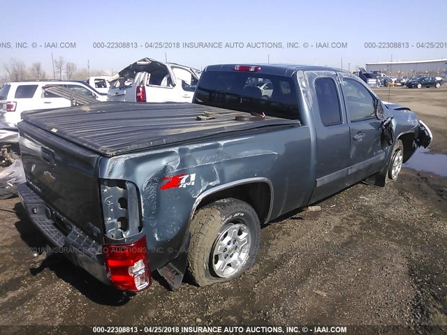 2GCEK190781284882 - 2008 CHEVROLET SILVERADO K1500 GRAY photo 4