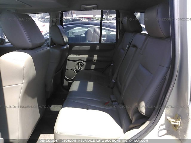 1J8HH48K47C501807 - 2007 JEEP COMMANDER SILVER photo 8