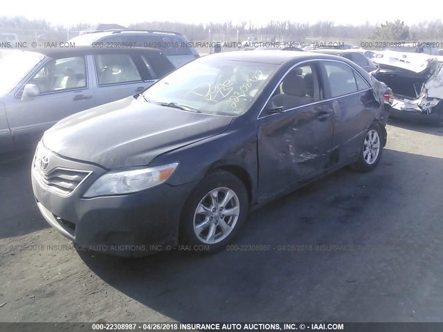 4T4BF3EK6BR168483 - 2011 TOYOTA CAMRY SE/LE/XLE BLACK photo 2