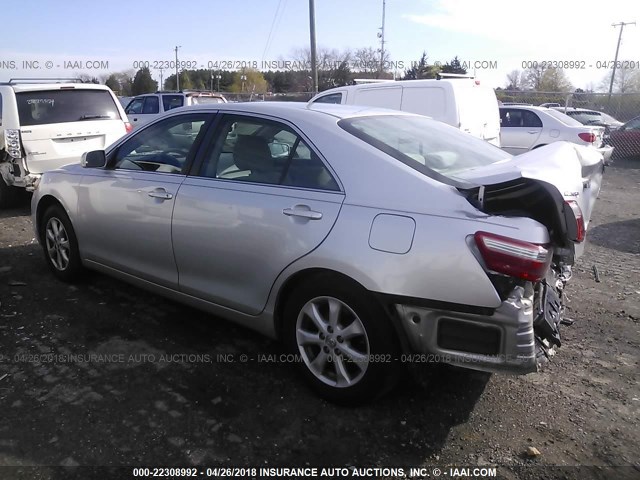 4T1BE46K47U155613 - 2007 TOYOTA CAMRY NEW GENERAT CE/LE/XLE/SE SILVER photo 3