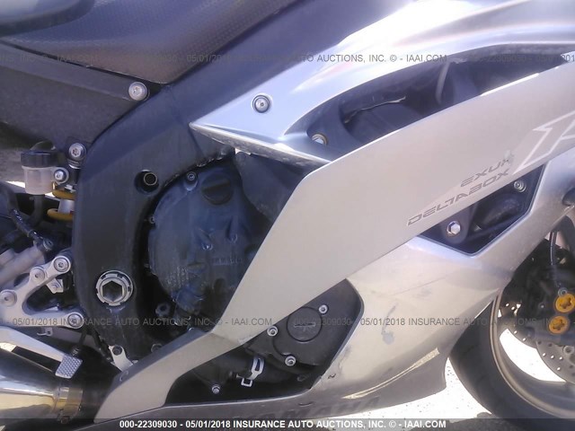 JYARJ16E78A006635 - 2008 YAMAHA YZFR6 SILVER photo 8