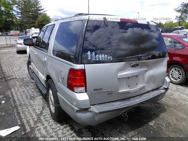 1FMPU16LX3LB31820 - 2003 FORD EXPEDITION XLT SILVER photo 3