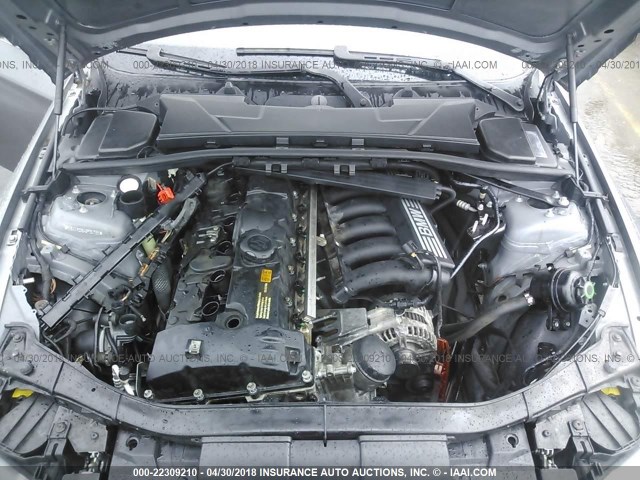 WBAWR33549P154768 - 2009 BMW 328 I SULEV GRAY photo 10