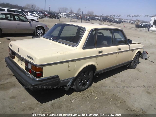 YV1AX8844G1184380 - 1986 VOLVO 244 DL/GL CREAM photo 4