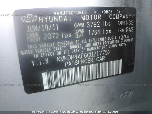 KMHDH4AE6CU217752 - 2012 HYUNDAI ELANTRA GLS/LIMITED SILVER photo 9