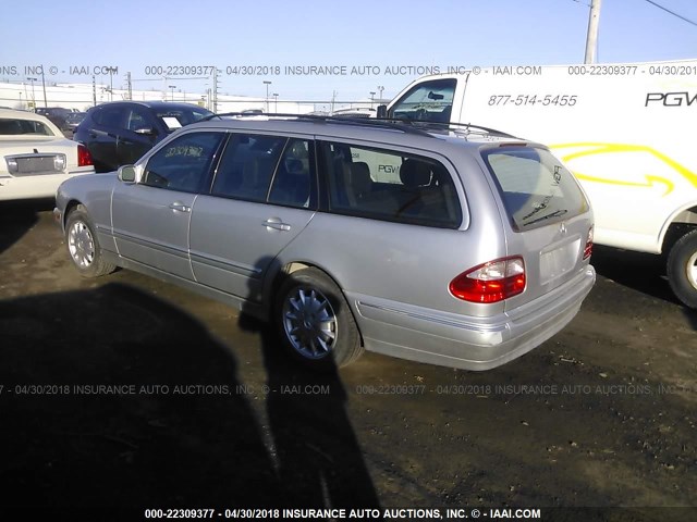 WDBJH82J6YX032955 - 2000 MERCEDES-BENZ E 320 4MATIC SILVER photo 3